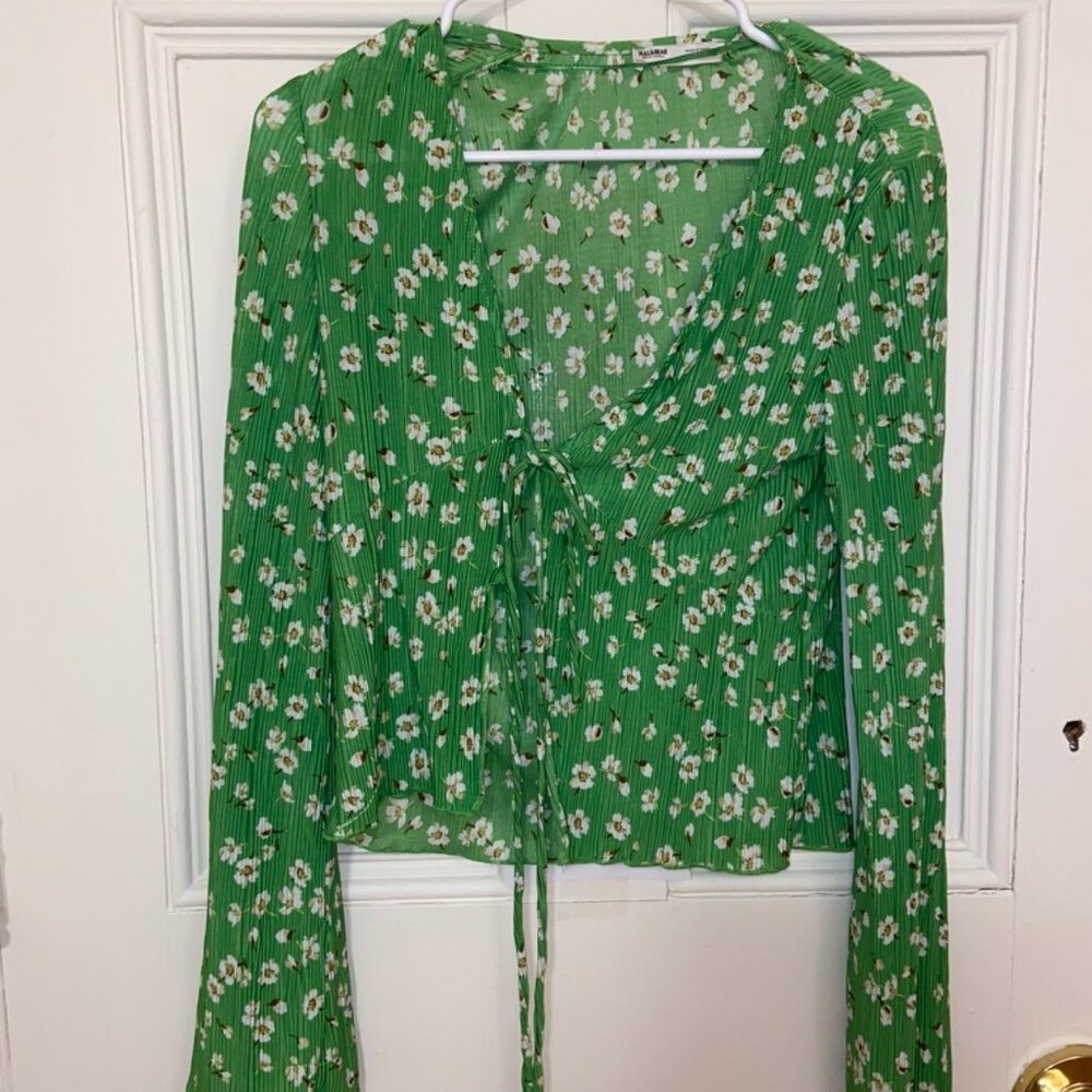 Pull&Bear Floral Green and White Blouse